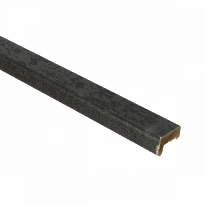 Profil d'angle 8/20 en acier noir