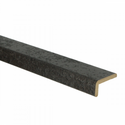 Profil d'angle 22/45 en acier noir pour la partie inférieure